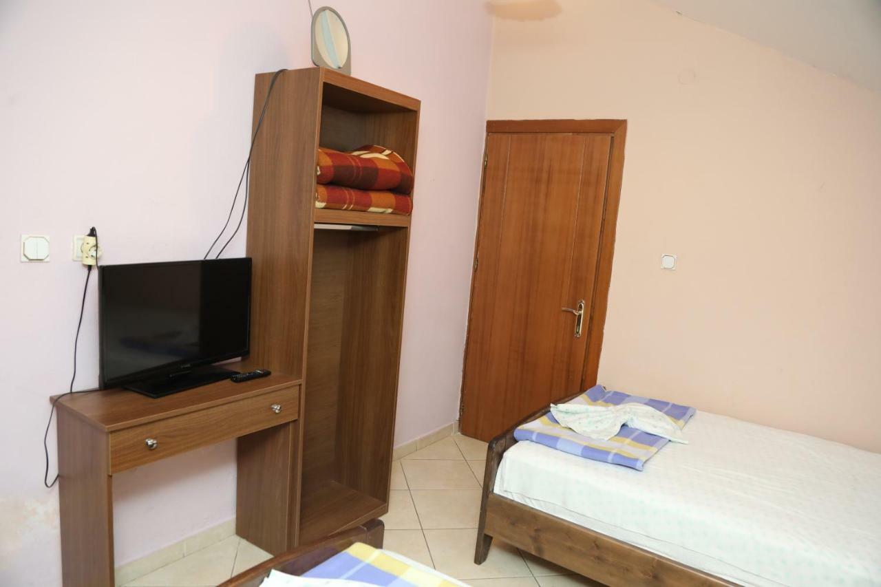 Hotel Villa Kabashi Корча Экстерьер фото